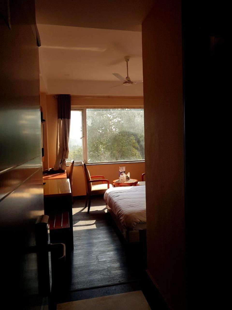 Hotel Blue Lagoon Haridwār المظهر الخارجي الصورة
