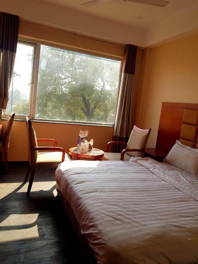 Hotel Blue Lagoon Haridwār المظهر الخارجي الصورة